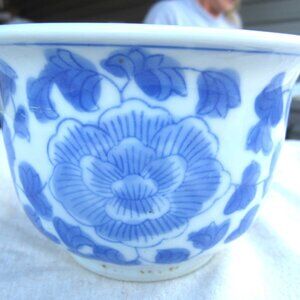 VTG JARDINIERE CHINESE FLOWER POT, HAND PAINTED